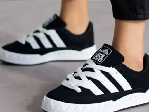 ⁦سنيكر Adidas⁩ - الصورة ⁦3⁩